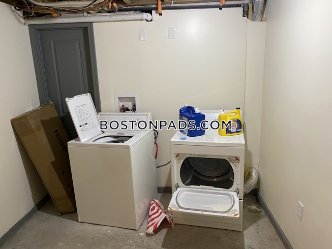 Boston - $4,600+ /mo