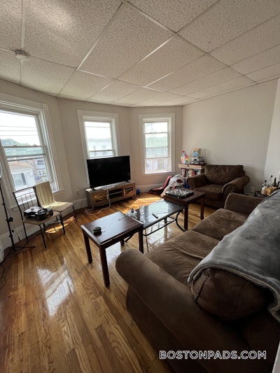 Dorchester 4 Beds 1 Bath Boston - $2,800 No Fee