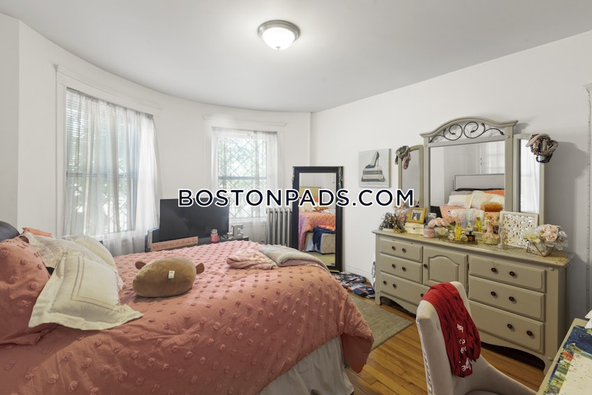 BOSTON - ALLSTON/BRIGHTON BORDER - 3 Beds, 1 Bath - Image 7