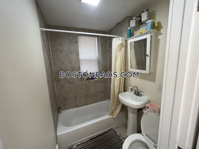 Boston - $4,995+ /month