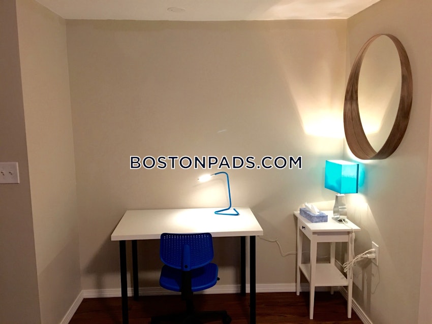 BOSTON - SOUTH BOSTON - WEST SIDE - 3 Beds, 2 Baths - Image 3
