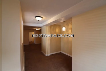 Boston - 2 Beds, 1 Baths