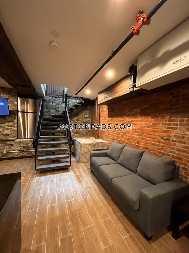 Boston - $3,500+ /mo