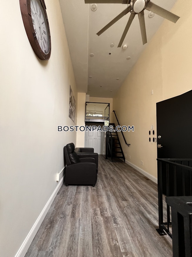 Boston - $3,500+ /mo