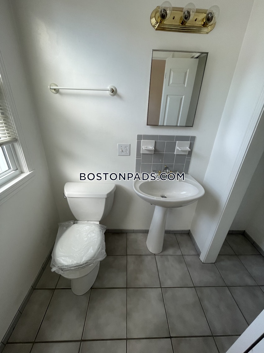 BOSTON - BRIGHTON - OAK SQUARE - 4 Beds, 2.5 Baths - Image 14