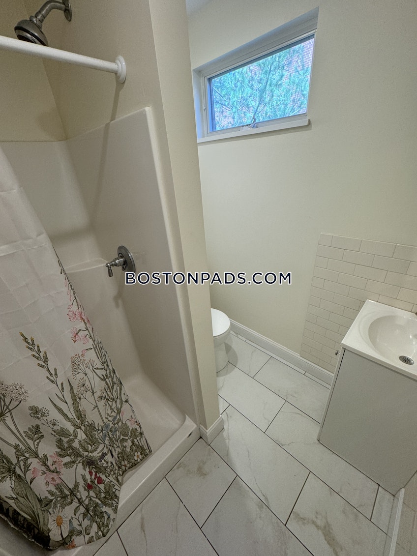 Cambridge - $2,800+ /month