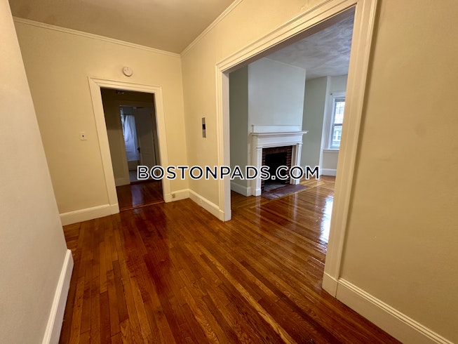 Somerville - $4,250+ /mo
