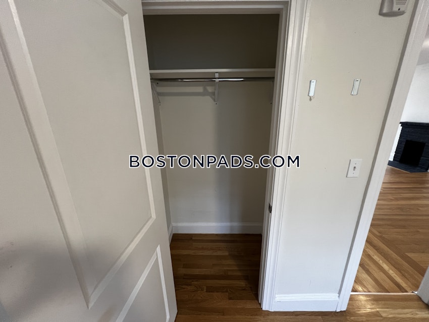 BOSTON - BEACON HILL - 2 Beds, 1 Bath - Image 11