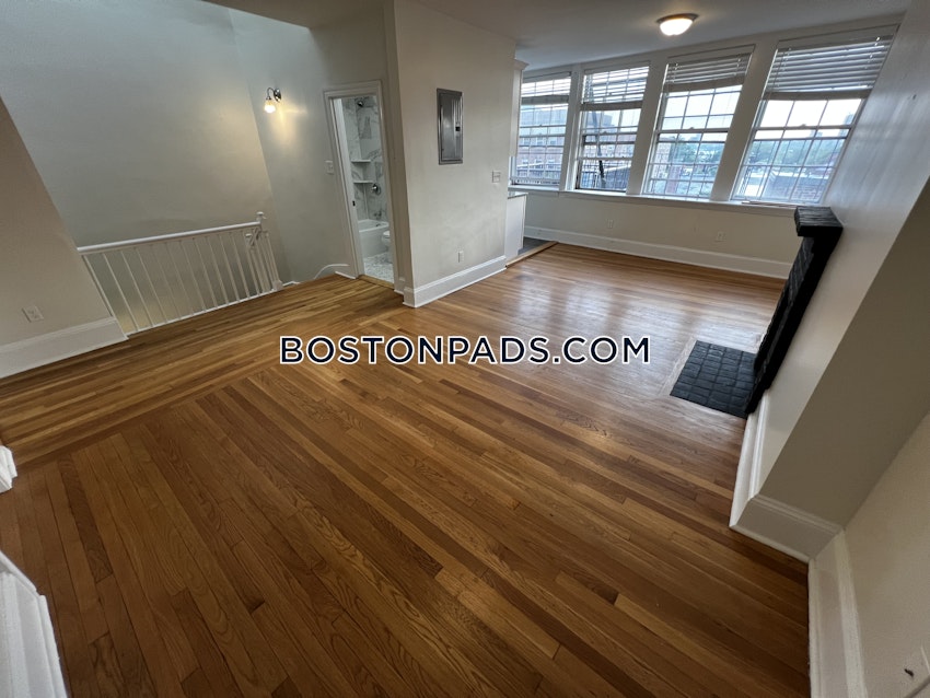 BOSTON - BEACON HILL - 2 Beds, 1 Bath - Image 7