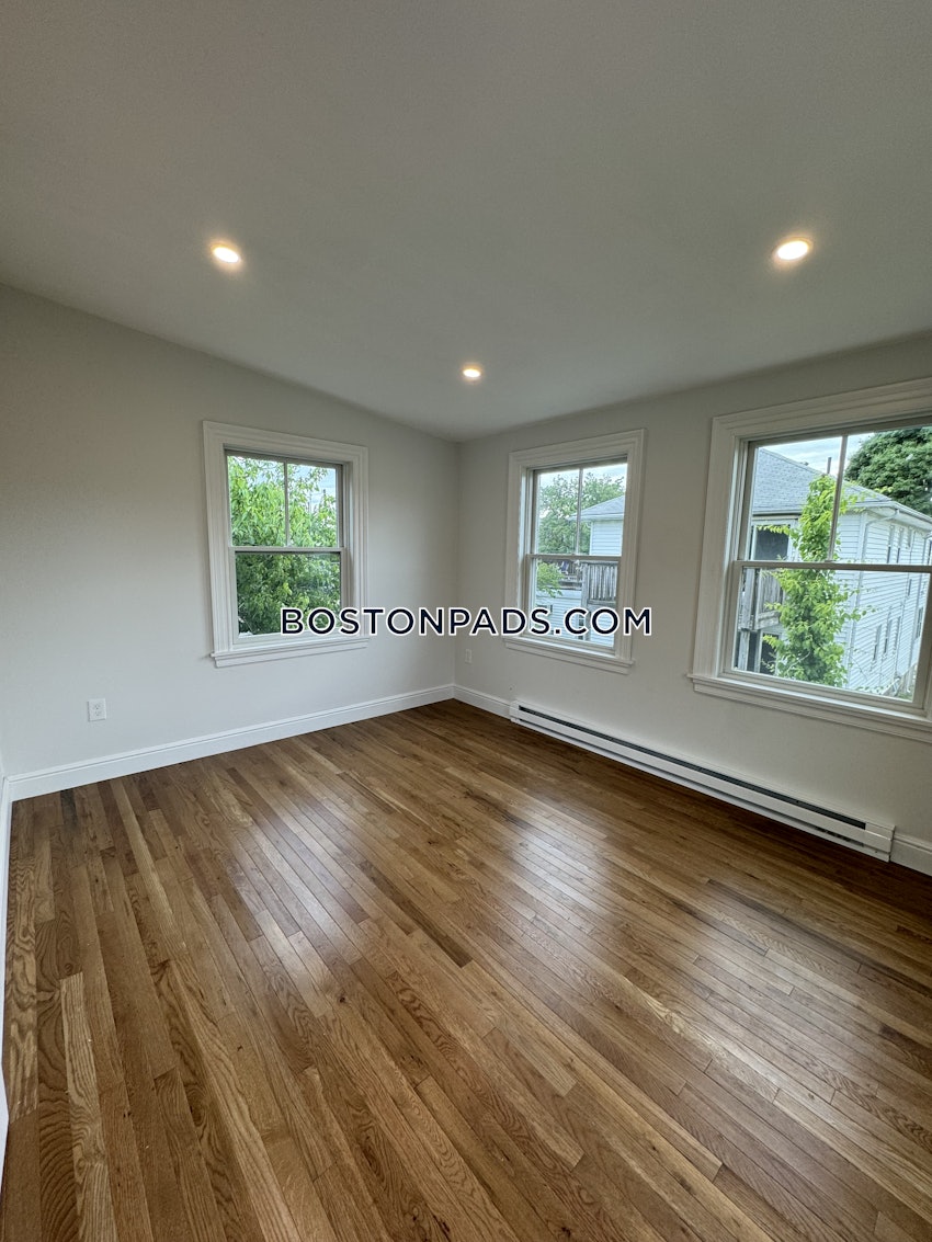 MEDFORD - TUFTS - 4 Beds, 1 Bath - Image 23