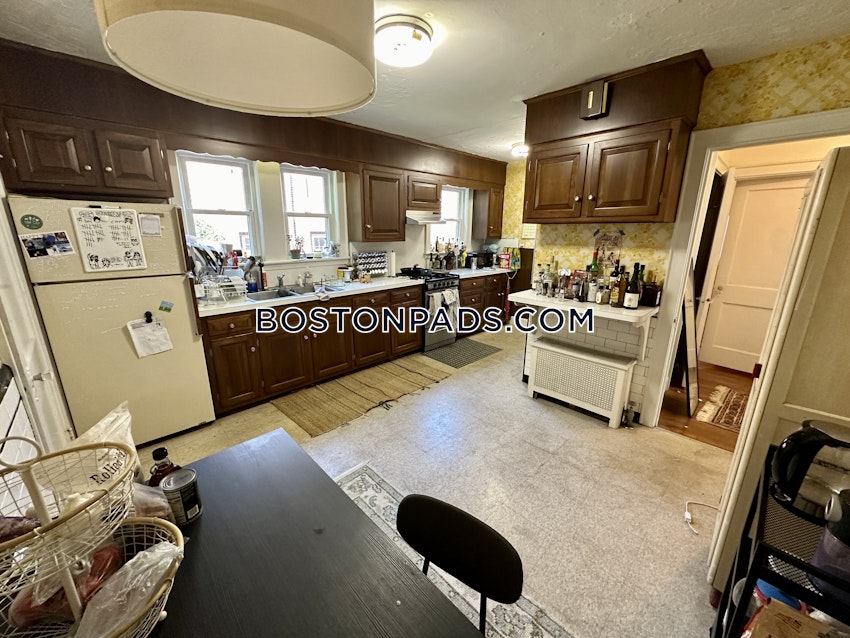 BOSTON - BRIGHTON- WASHINGTON ST./ ALLSTON ST. - 2 Beds, 1 Bath - Image 1