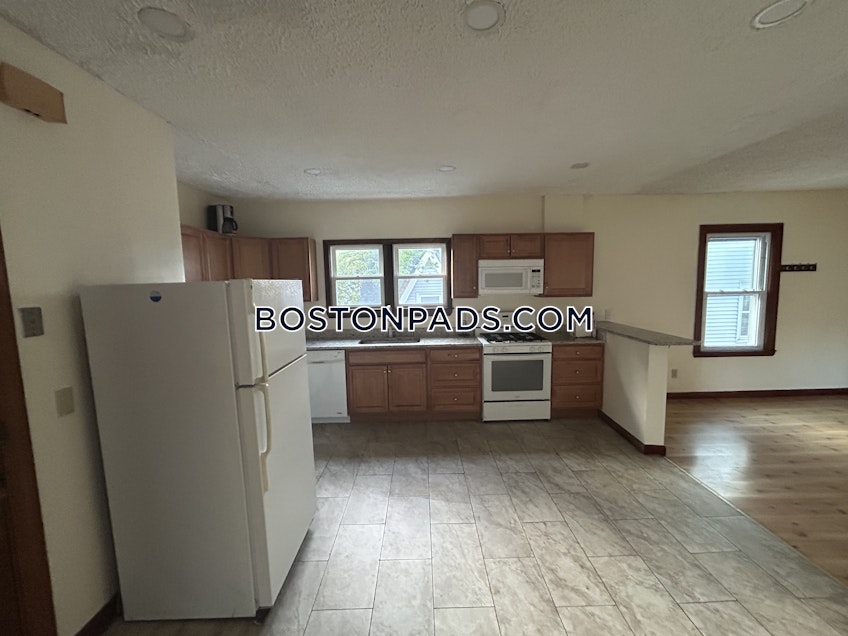 Medford - $3,900+ /month