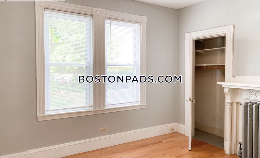 BROOKLINE - BROOKLINE HILLS - 3 Beds, 1.5 Baths - Image 12