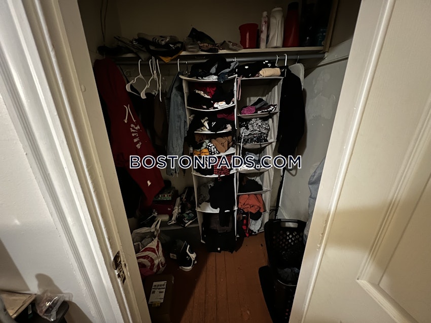 BOSTON - FORT HILL - 3 Beds, 1 Bath - Image 34