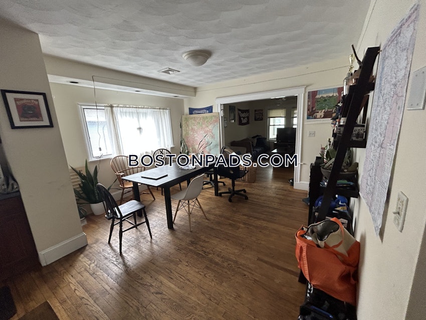 SOMERVILLE - DAVIS SQUARE - 5 Beds, 2 Baths - Image 6