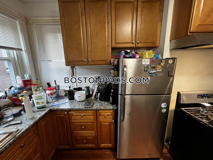 BOSTON - FORT HILL - 4 Beds, 1 Bath - Image 33