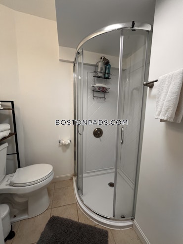 Boston - 3 Beds, 2 Baths