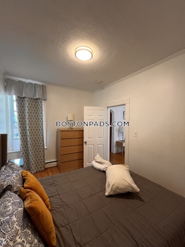 Boston - 3 Beds, 2 Baths