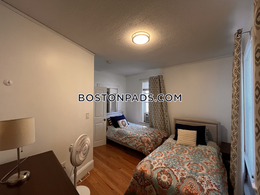 BOSTON - ALLSTON - 3 Beds, 2 Baths - Image 10