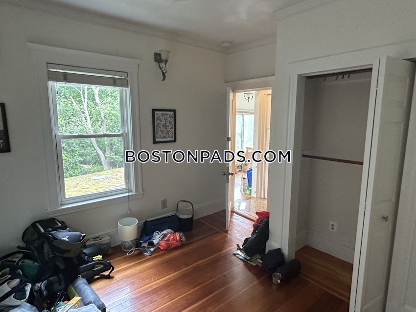 CAMBRIDGE - MT. AUBURN/BRATTLE/ FRESH POND - 3 Beds, 2 Baths - Image 6