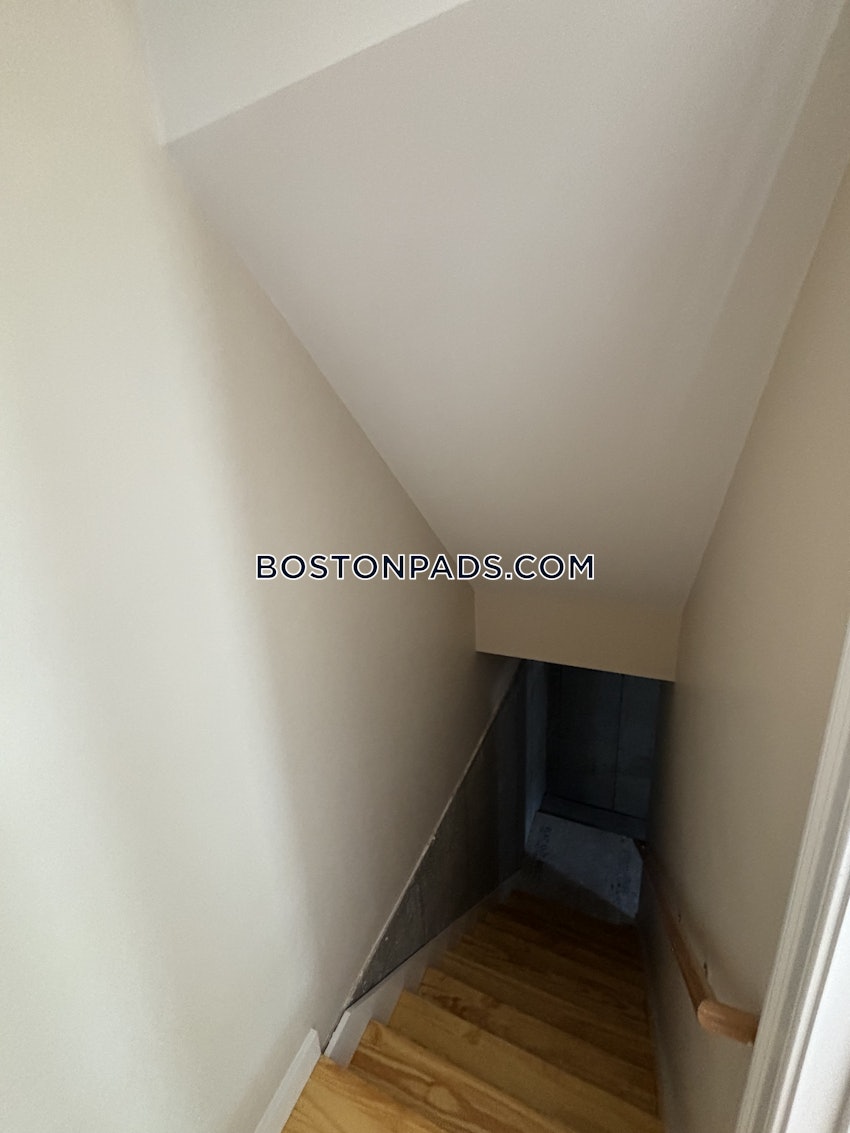 BOSTON - BRIGHTON - NORTH BRIGHTON - 3 Beds, 2 Baths - Image 29