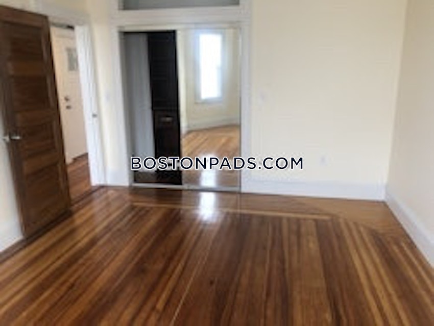 BOSTON - DORCHESTER - NEPONSET - 3 Beds, 2 Baths - Image 4