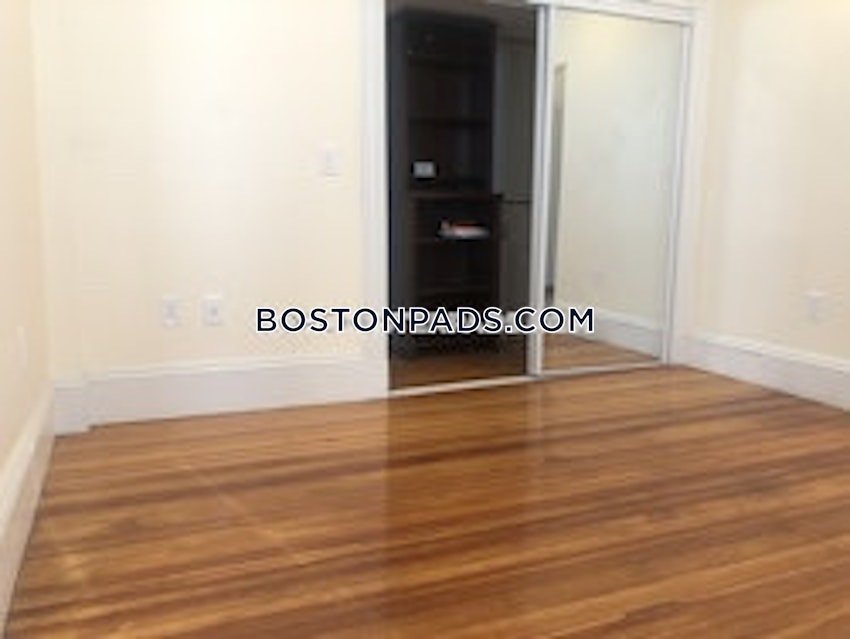 BOSTON - DORCHESTER - NEPONSET - 3 Beds, 2 Baths - Image 3