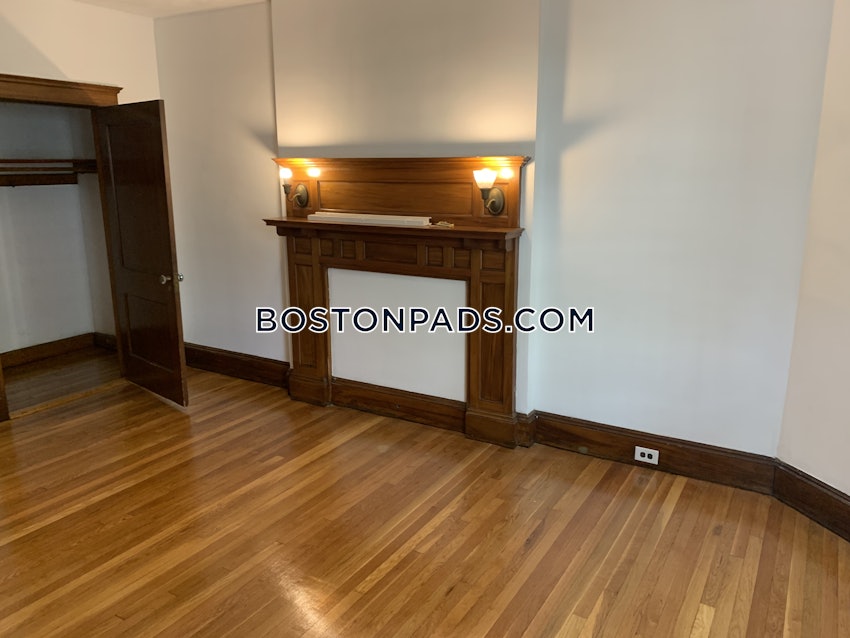 BOSTON - ALLSTON - 3 Beds, 1.5 Baths - Image 15