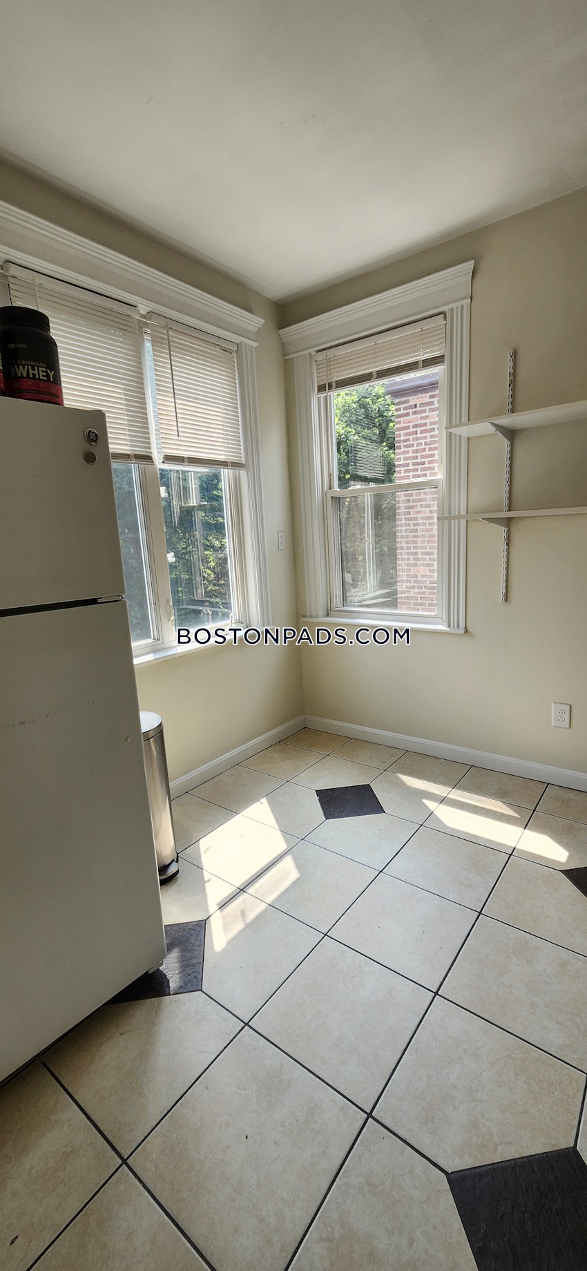 BROOKLINE- BOSTON UNIVERSITY - 1 Bed, 1 Bath - Image 12