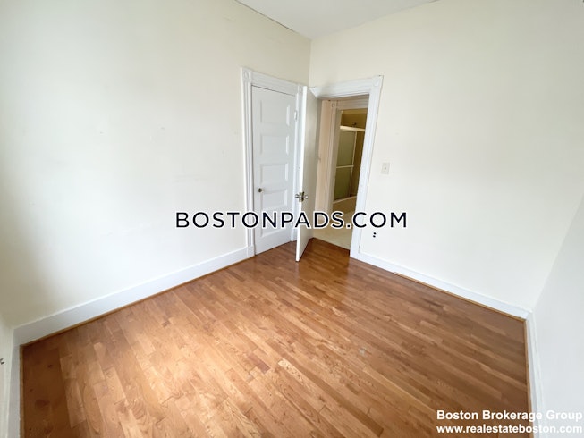 Boston - $3,600+ /mo