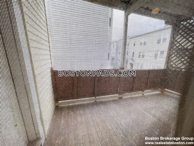 Boston - $3,600+ /mo