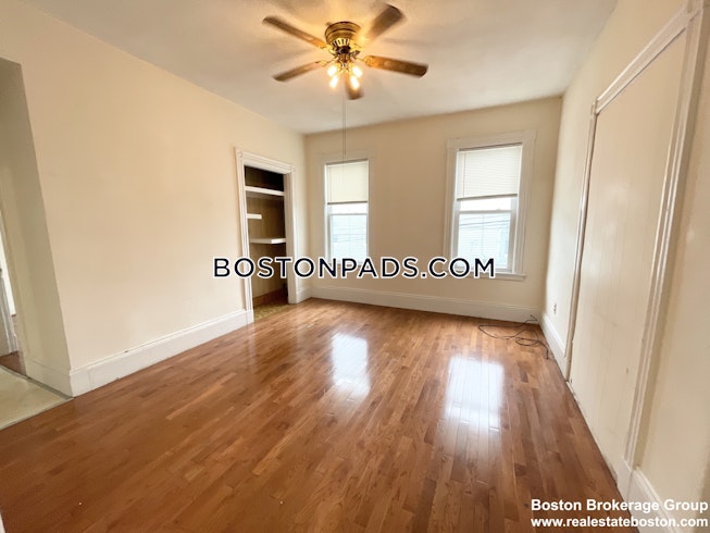 Boston - $3,600+ /mo