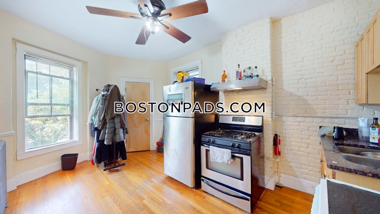 Hammond St., Roxbury Crossing