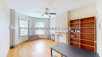 Hammond St. Roxbury Crossing