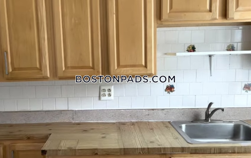 BOSTON - ALLSTON/BRIGHTON BORDER - 2 Beds, 1 Bath - Image 4