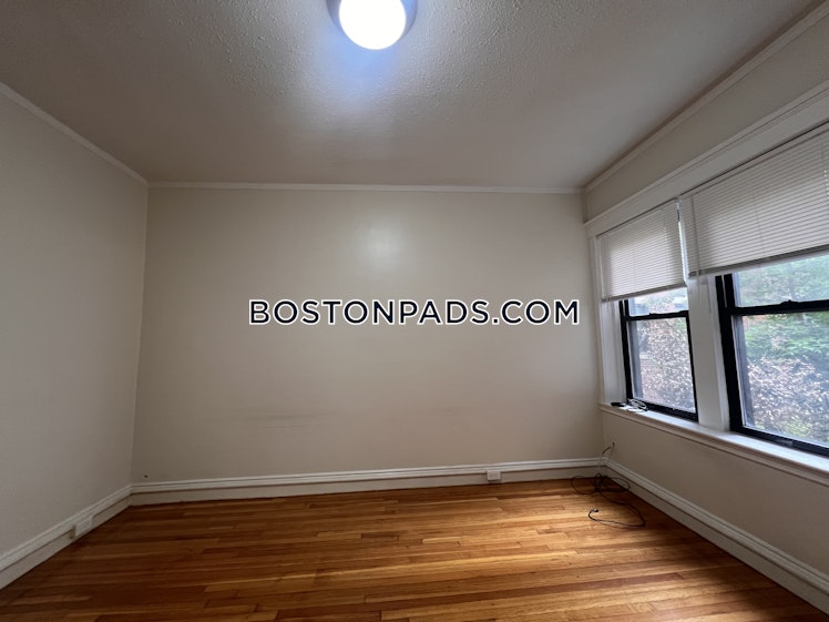 Washington St., Malden