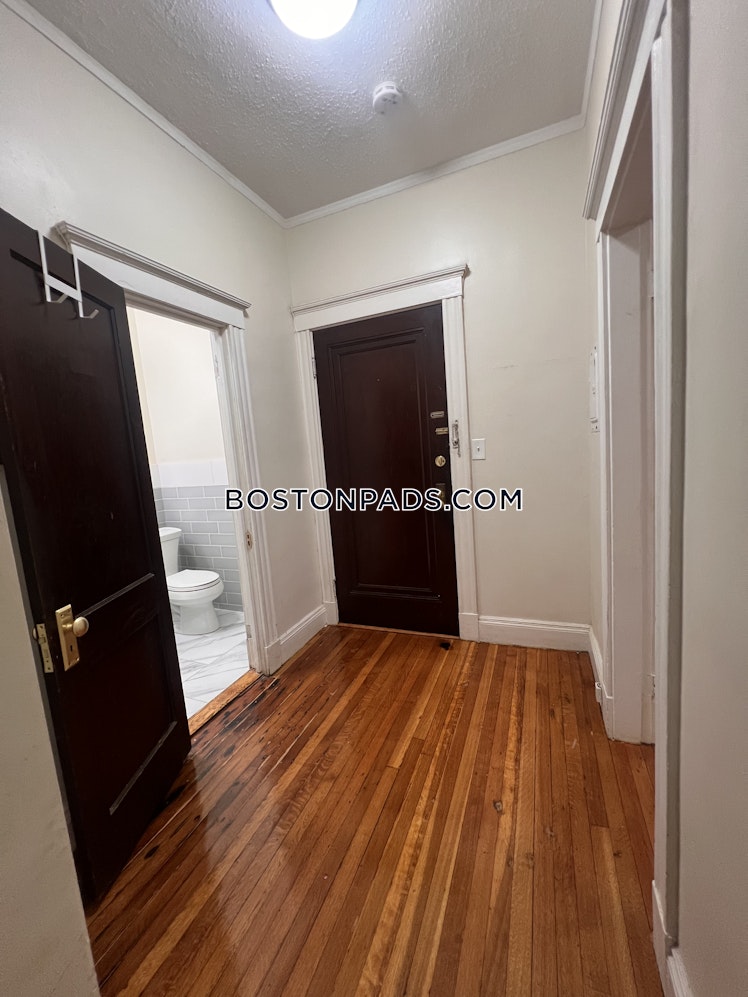 Washington St., Malden