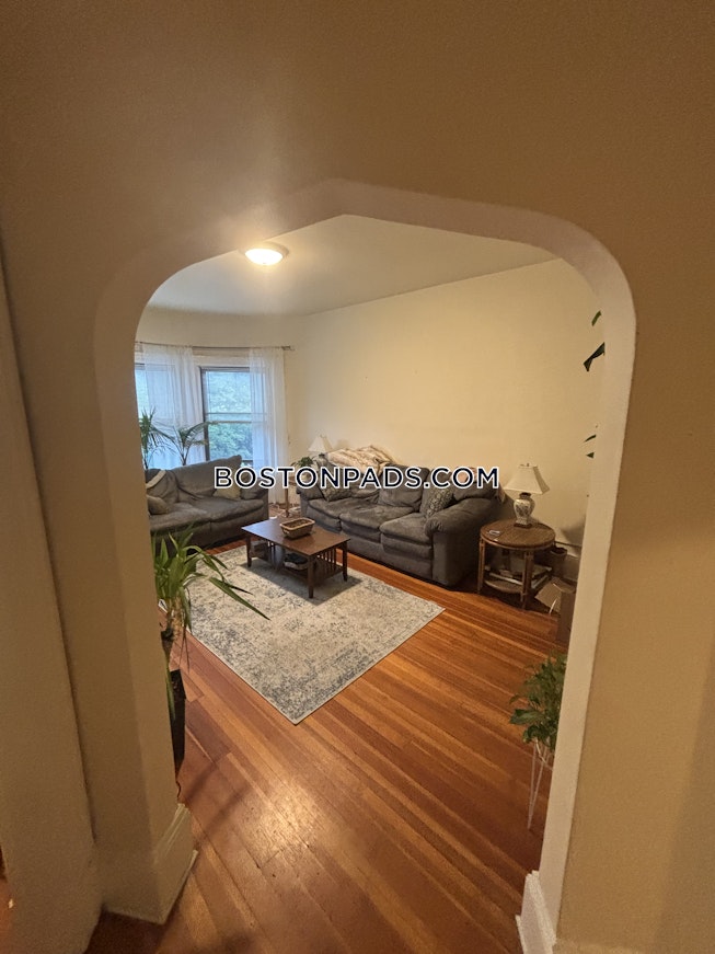 Brookline - $2,900+ /mo