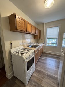 Somerville 1 Bed 1 Bath  Spring Hill - $2,300 No Fee