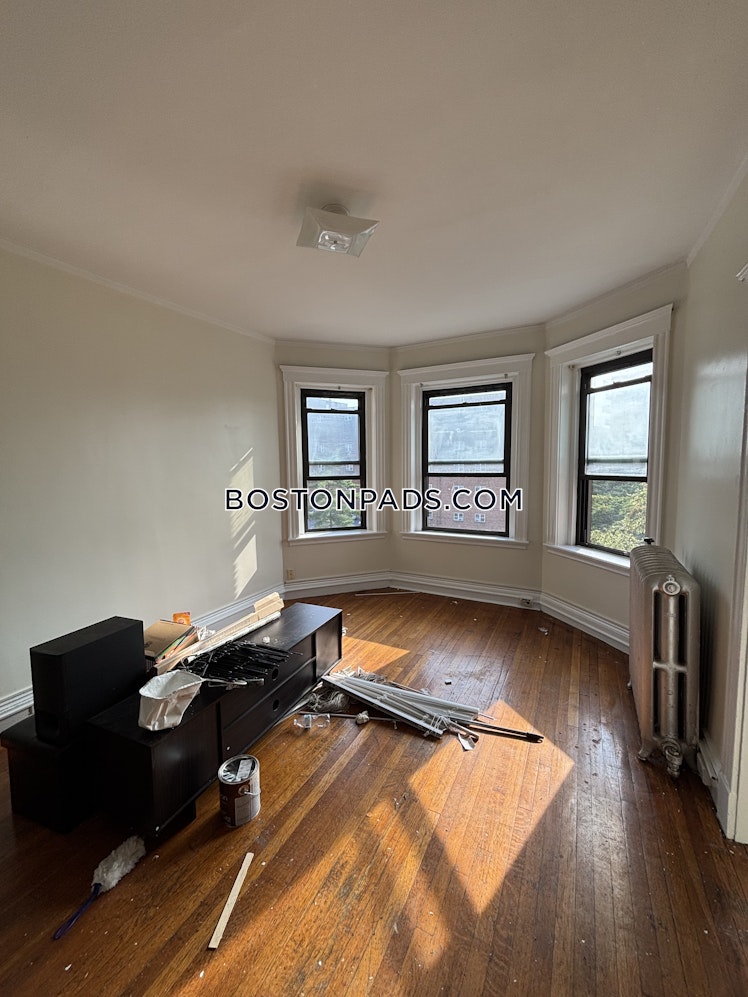 Washington St., Malden