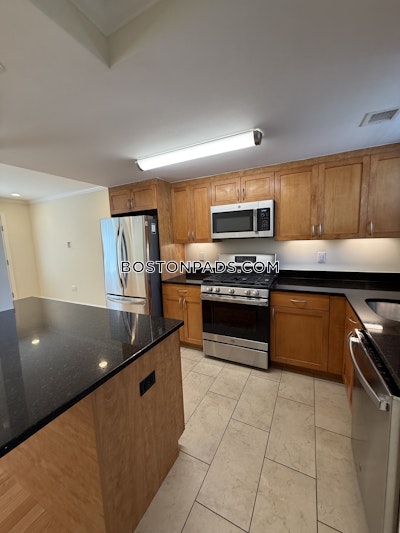 Brookline Studio 1 Bath  Chestnut Hill - $3,170 No Fee