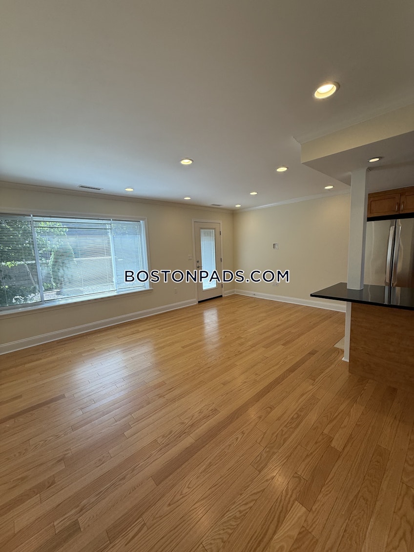 Brookline - $3,170+ /month