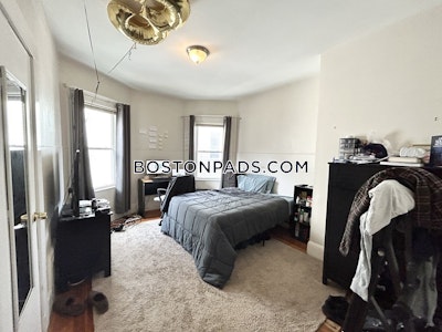 Dorchester 3 Beds 1 Bath Boston - $2,200 No Fee