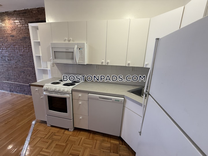 beacon-hill-2-beds-1-bath-boston-4200-5627200 