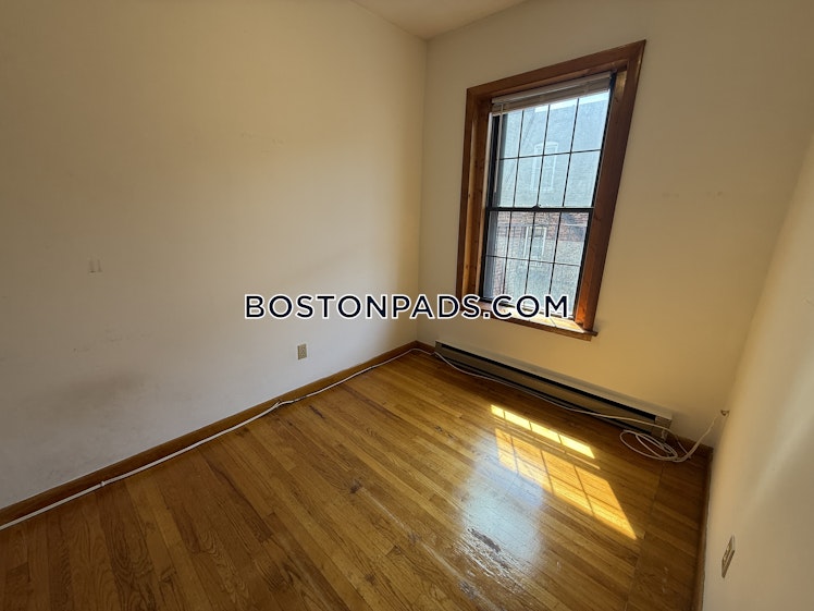 West Cedar St., Boston