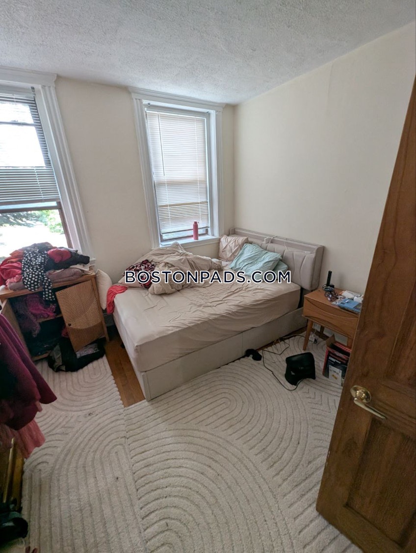 Boston - $2,150+ /month