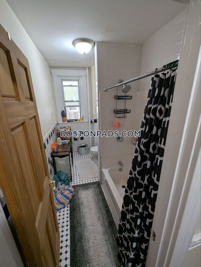 Boston - $2,150+ /month