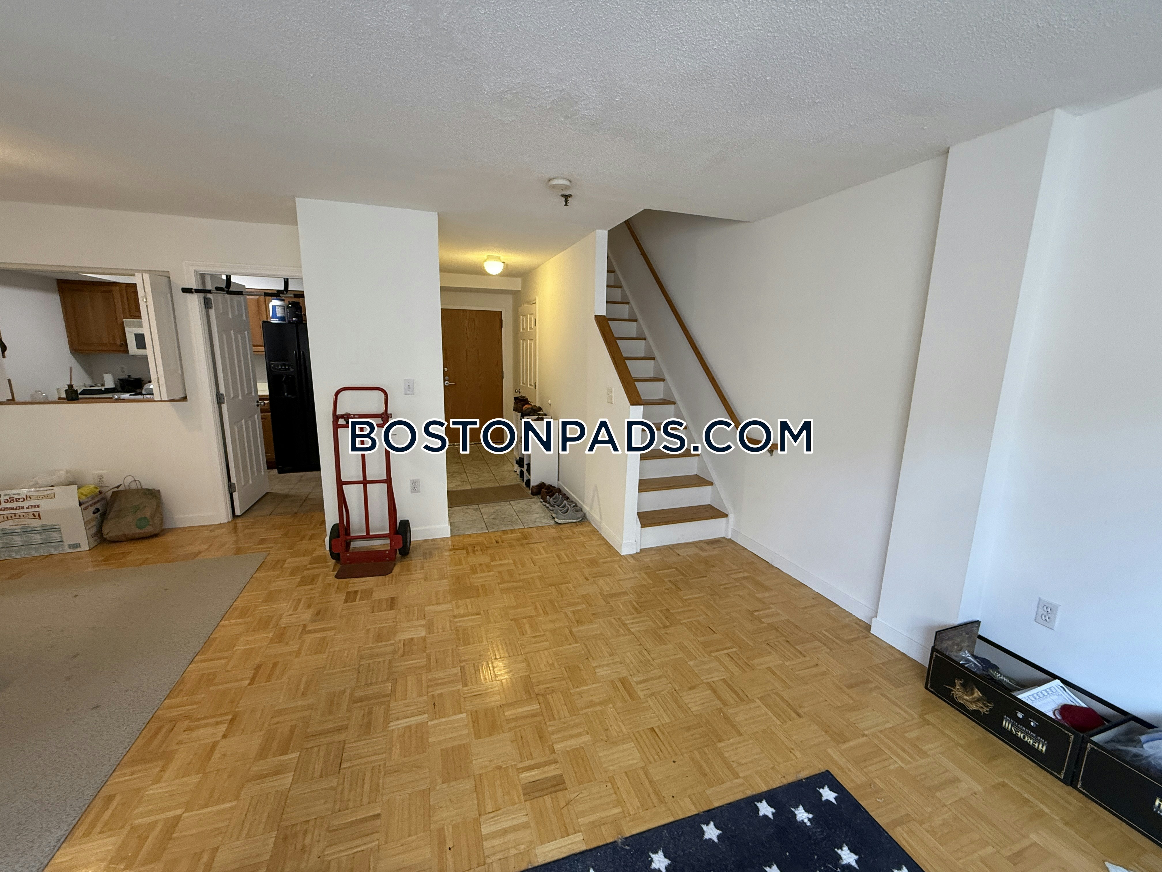 Boston - 2 Beds, 2.5 Baths