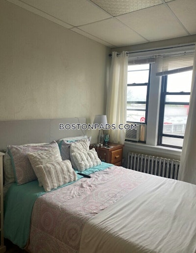 Medford 1 Bed 1 Bath MEDFORD  Medford Square - $1,800 No Fee