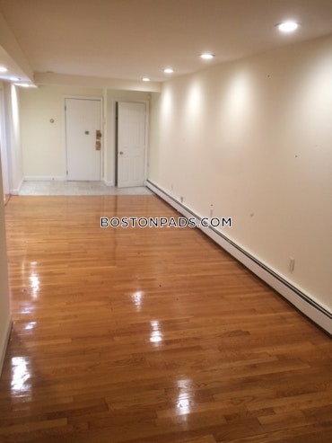 Boston - 2 Beds, 1 Baths